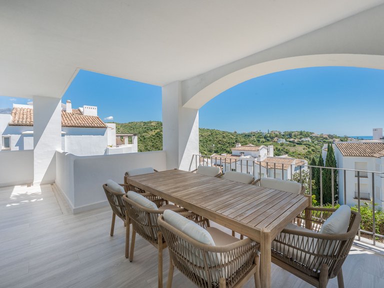 Apartment for Sale in Benahavís, Malaga 6