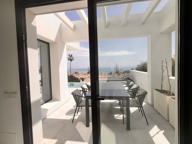 Villa for Sale in El Chaparral, Malaga 10