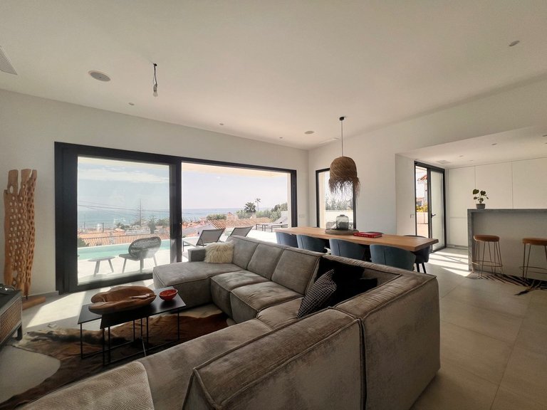 Villa for Sale in El Chaparral, Malaga 12