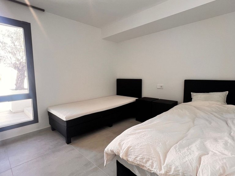 Villa for Sale in El Chaparral, Malaga 21