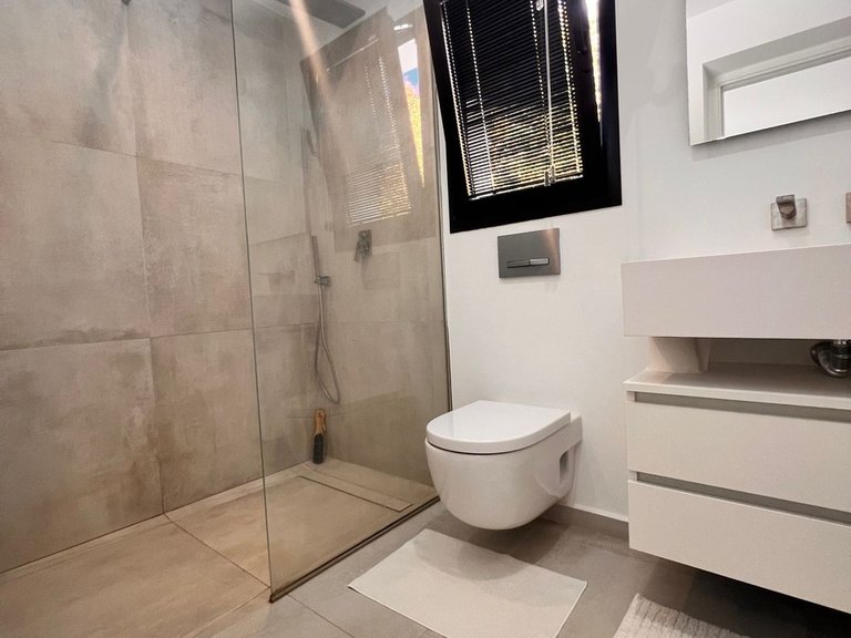 Villa for Sale in El Chaparral, Malaga 25