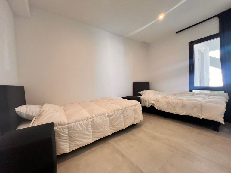 Villa for Sale in El Chaparral, Malaga 26