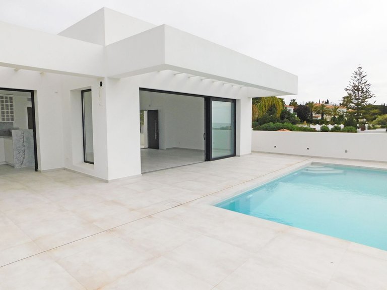 Villa for Sale in El Chaparral, Malaga 36