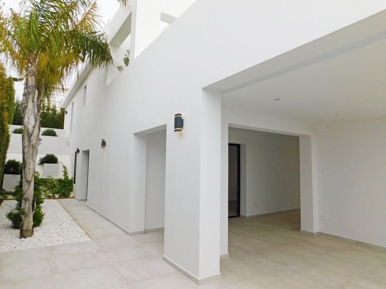 Villa for Sale in El Chaparral, Malaga 41