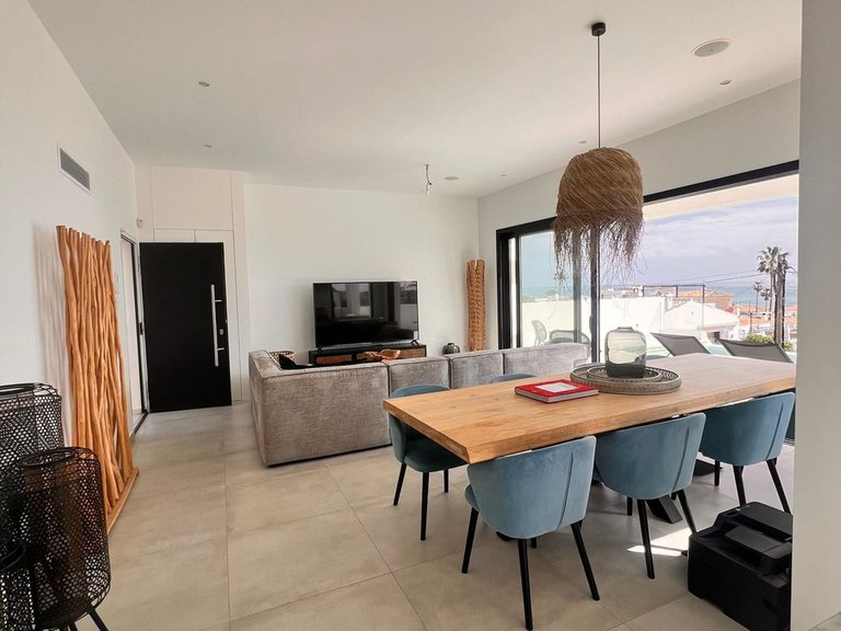 Villa for Sale in El Chaparral, Malaga 7