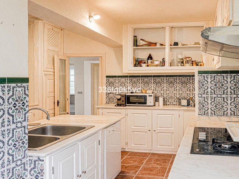 Villa for Sale in Benahavís, Malaga 13