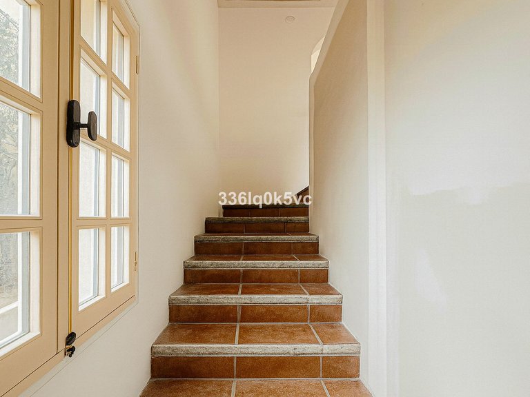Villa for Sale in Benahavís, Malaga 26