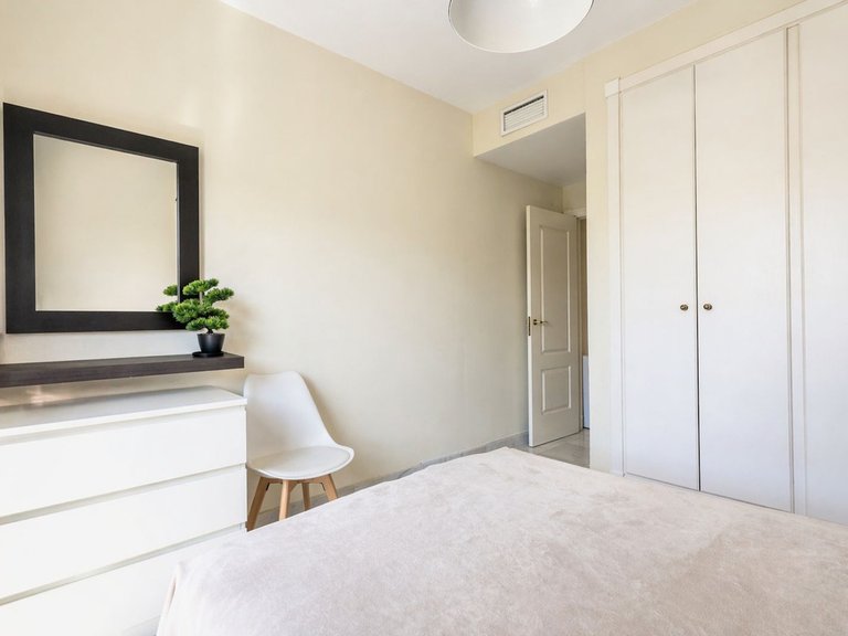 Apartment for Sale in Hacienda Del Sol, Malaga 16