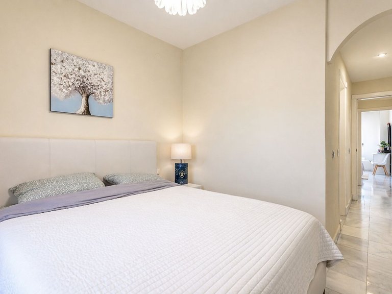 Apartment for Sale in Hacienda Del Sol, Malaga 17