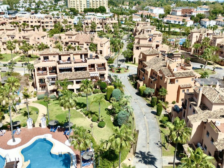 Apartment for Sale in Hacienda Del Sol, Malaga 23