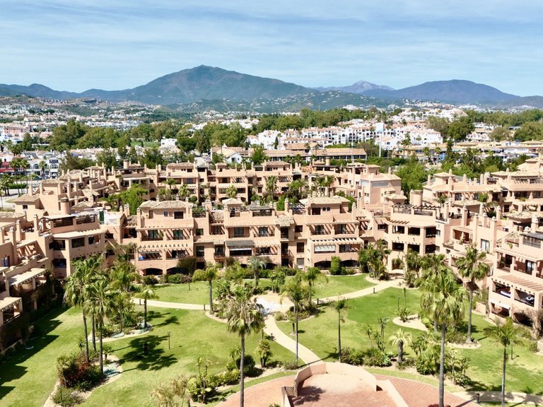 Apartment for Sale in Hacienda Del Sol, Malaga 25