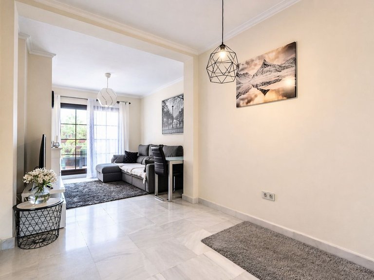 Apartment for Sale in Hacienda Del Sol, Malaga 4