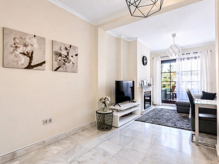Apartment for Sale in Hacienda Del Sol, Malaga 5