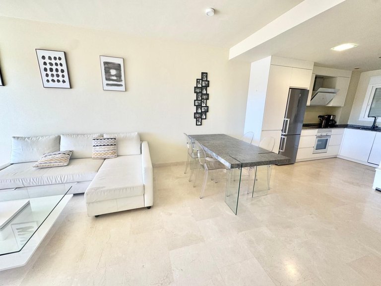 Apartment for Sale in Cerros Del Aguila, Malaga 19