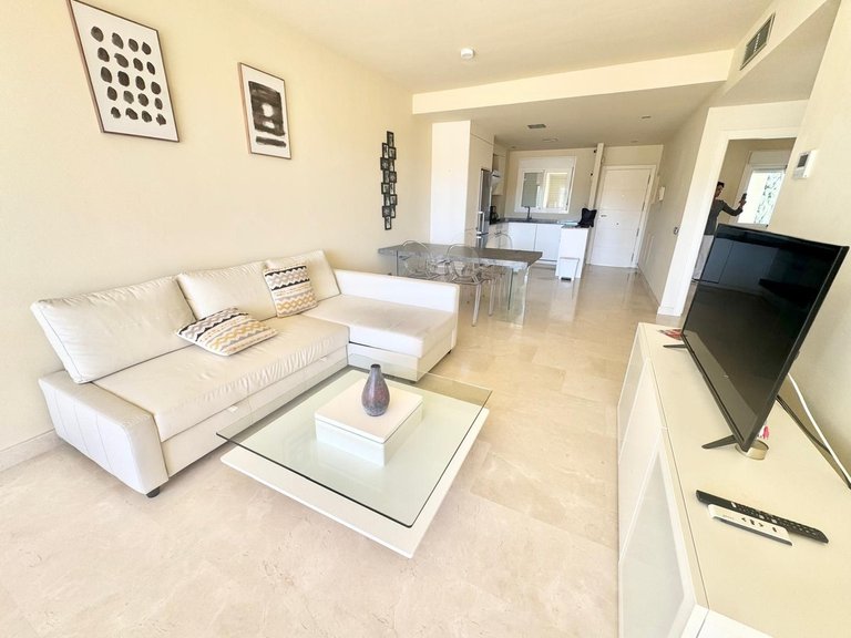 Apartment for Sale in Cerros Del Aguila, Malaga 2