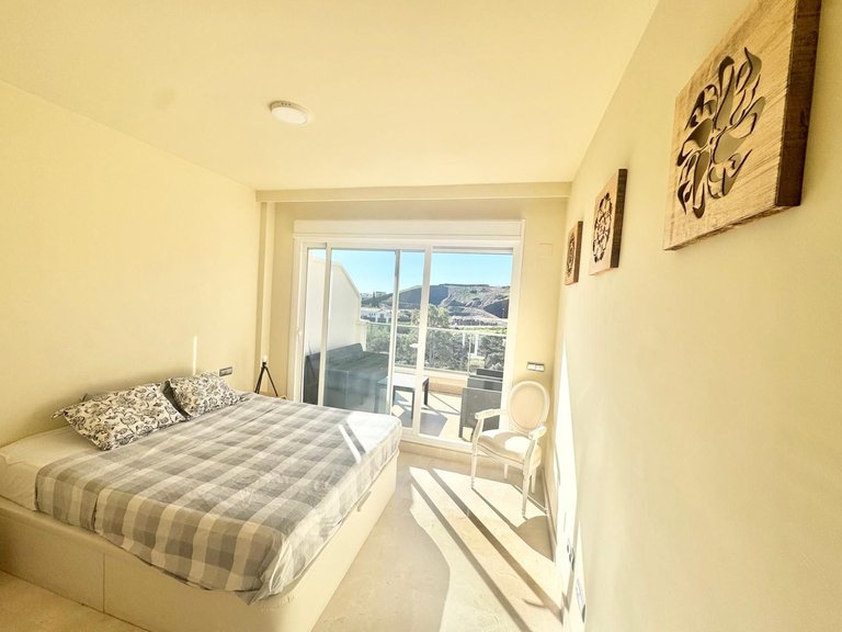 Apartment for Sale in Cerros Del Aguila, Malaga 4