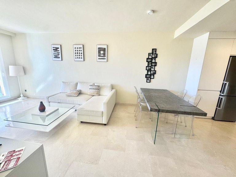 Apartment for Sale in Cerros Del Aguila, Malaga 6