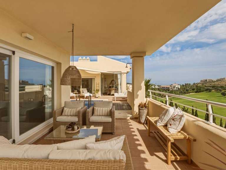 Apartment for Sale in Cerros Del Aguila, Malaga 28