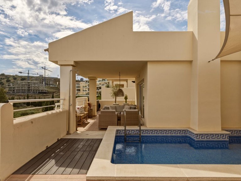 Apartment for Sale in Cerros Del Aguila, Malaga 29
