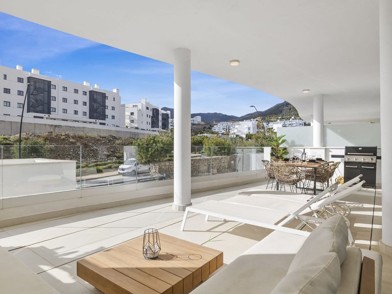 Apartment for Sale in Higueron, Malaga 17