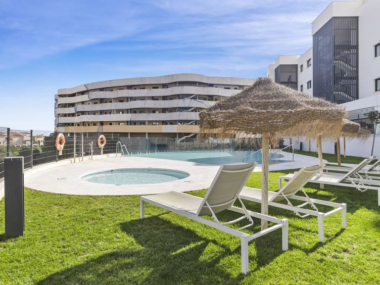 Apartment for Sale in Higueron, Malaga 18