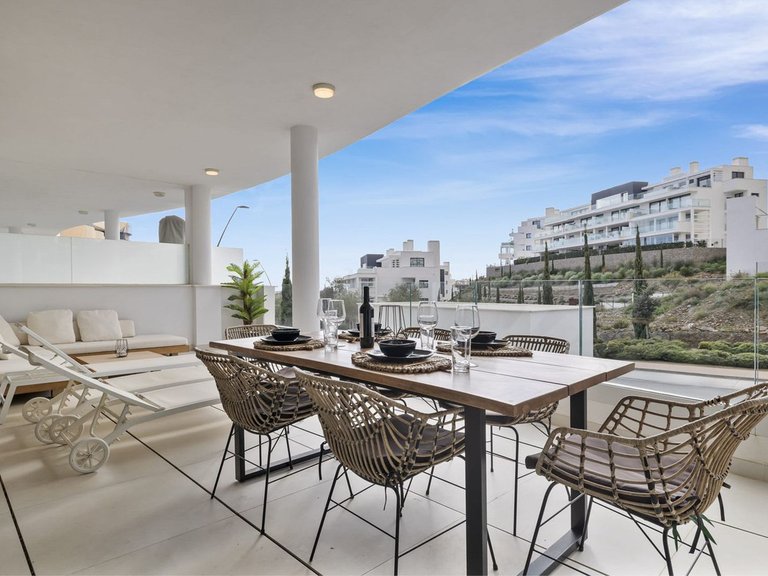 Apartment for Sale in Higueron, Malaga 2