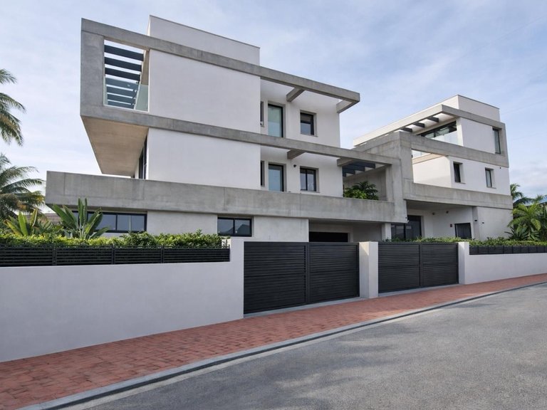 Villa for Sale in Nueva Andalucía, Malaga 34
