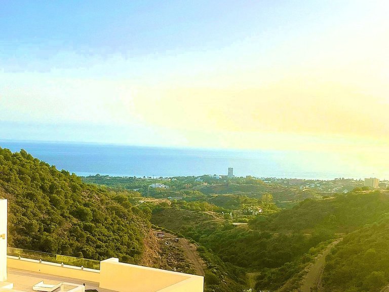 Apartment for Sale in Altos De Los Monteros, Malaga 1