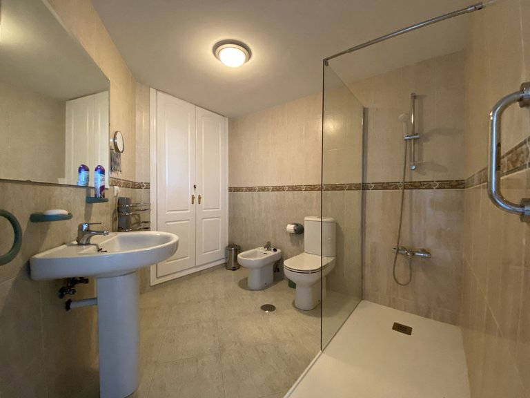 Apartment for Sale in Costa del Sol Fuengirola, Malaga 9