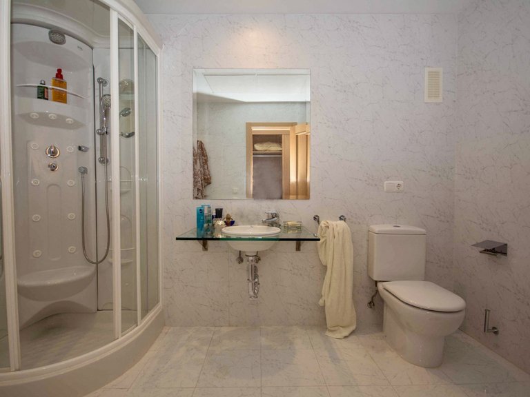 Apartment for Sale in Estepona, Malaga 12