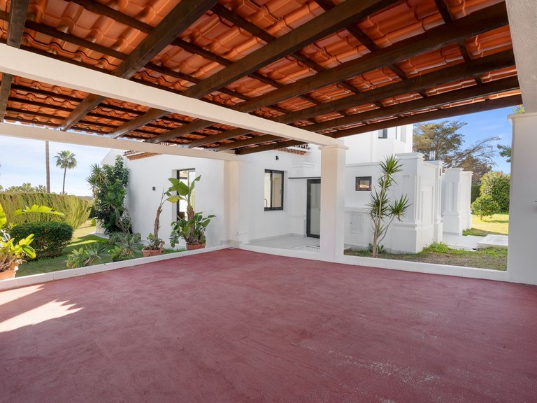 Villa for Sale in Elviria, Malaga 29