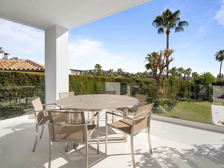 Villa for Sale in Elviria, Malaga 4