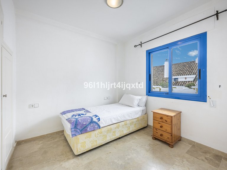 Apartment for Sale in La Duquesa, Malaga 5
