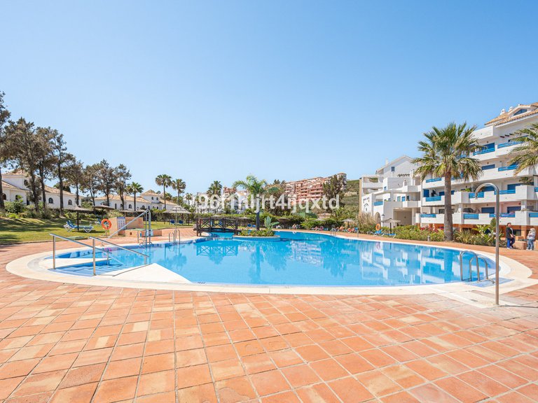 Apartment for Sale in La Duquesa, Malaga 6