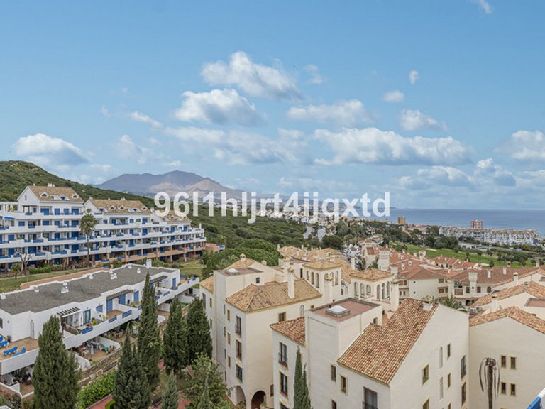 Apartment for Sale in La Duquesa, Malaga 8