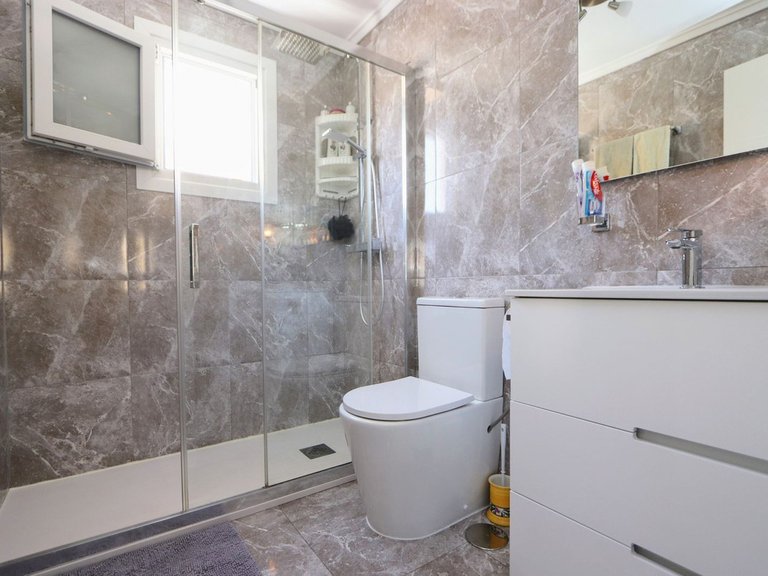 Villa for Sale in Los Altos, Alicante 16