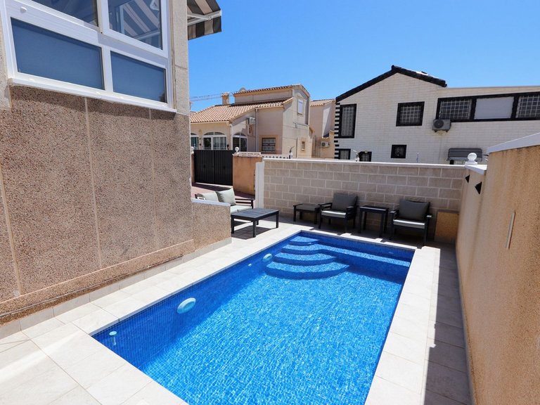 Villa for Sale in Los Altos, Alicante 21