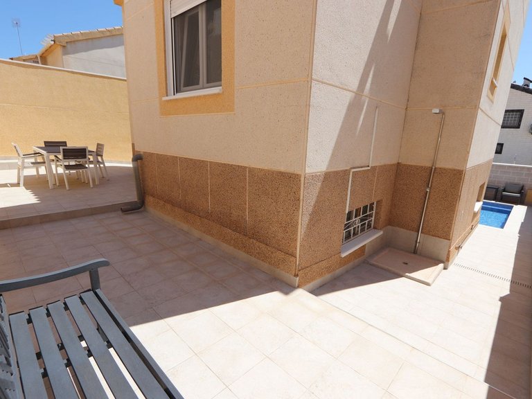 Villa for Sale in Los Altos, Alicante 23