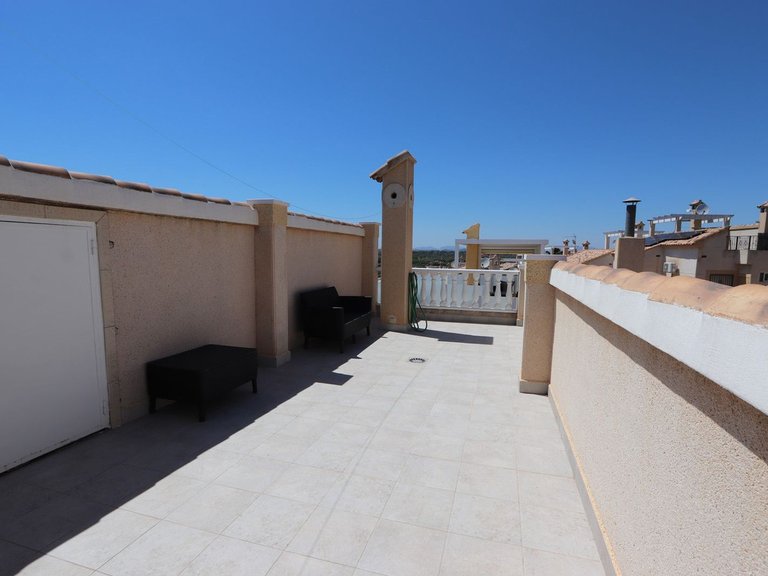 Villa for Sale in Los Altos, Alicante 29