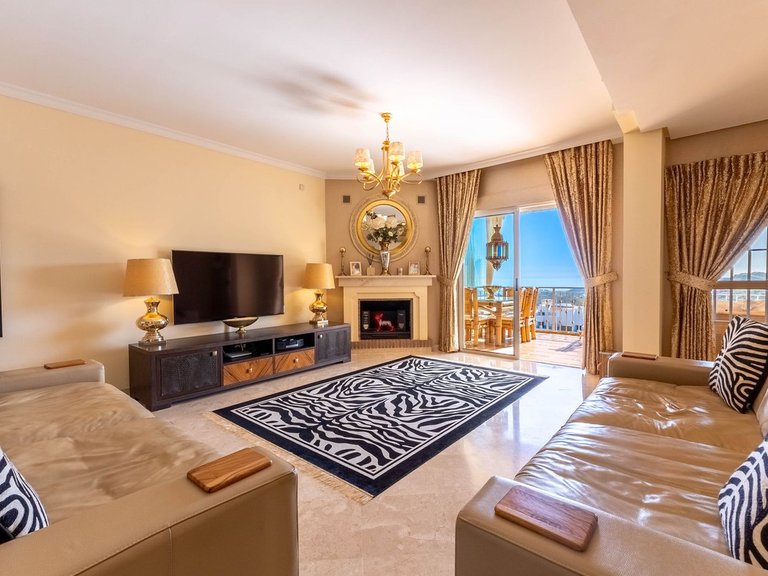 Apartment for Sale in La Mairena, Malaga 11