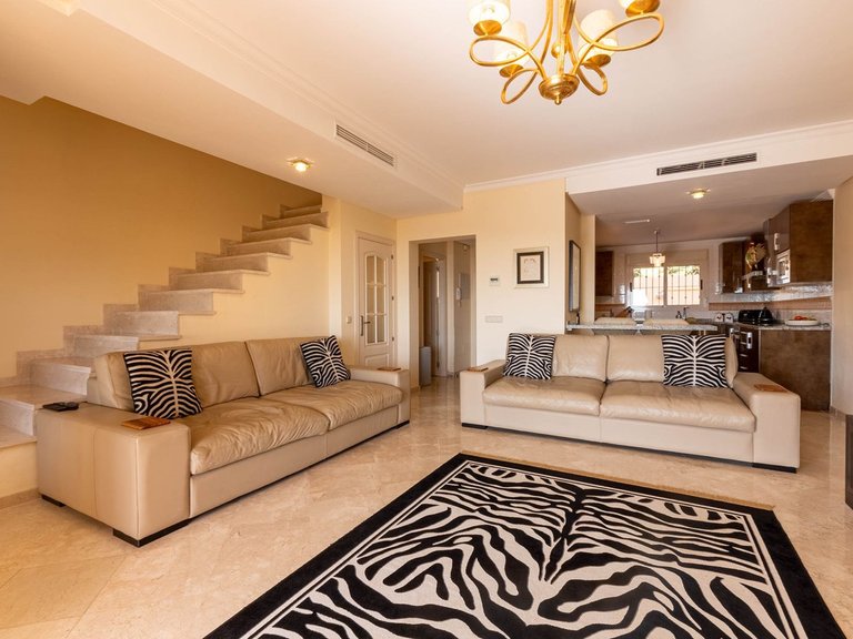 Apartment for Sale in La Mairena, Malaga 13