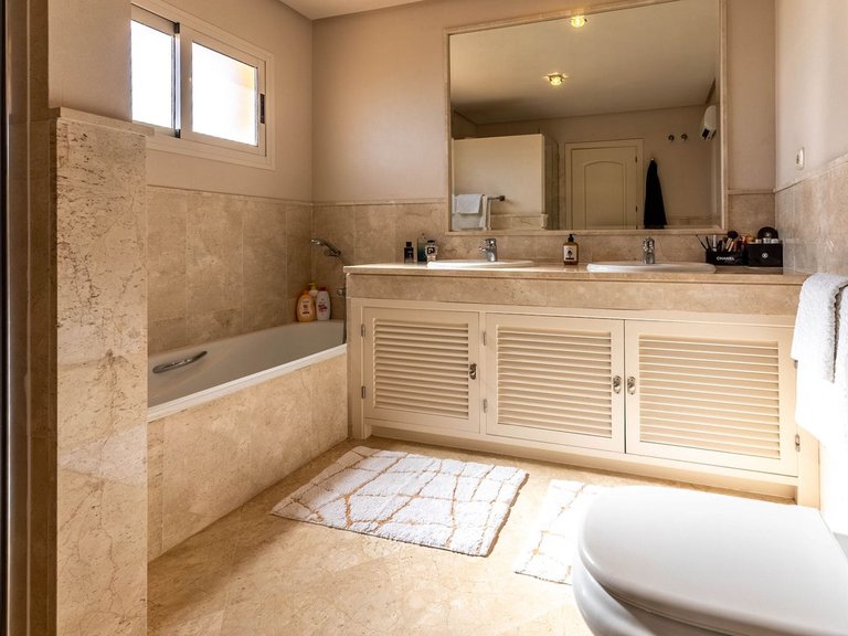 Apartment for Sale in La Mairena, Malaga 21