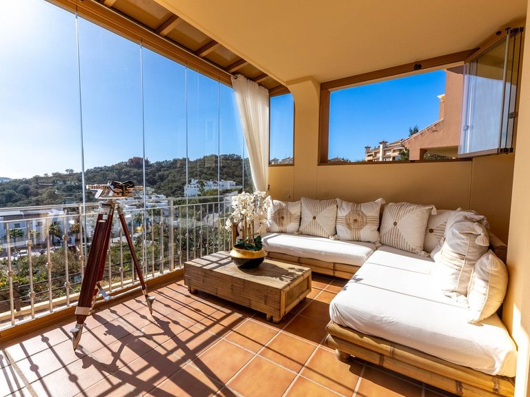 Apartment for Sale in La Mairena, Malaga 6