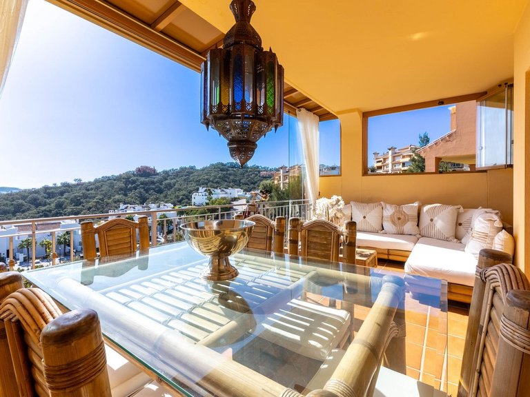 Apartment for Sale in La Mairena, Malaga 9