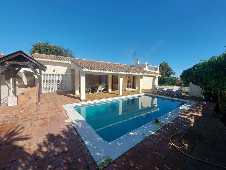 Villa for Sale in Manilva, Malaga 1