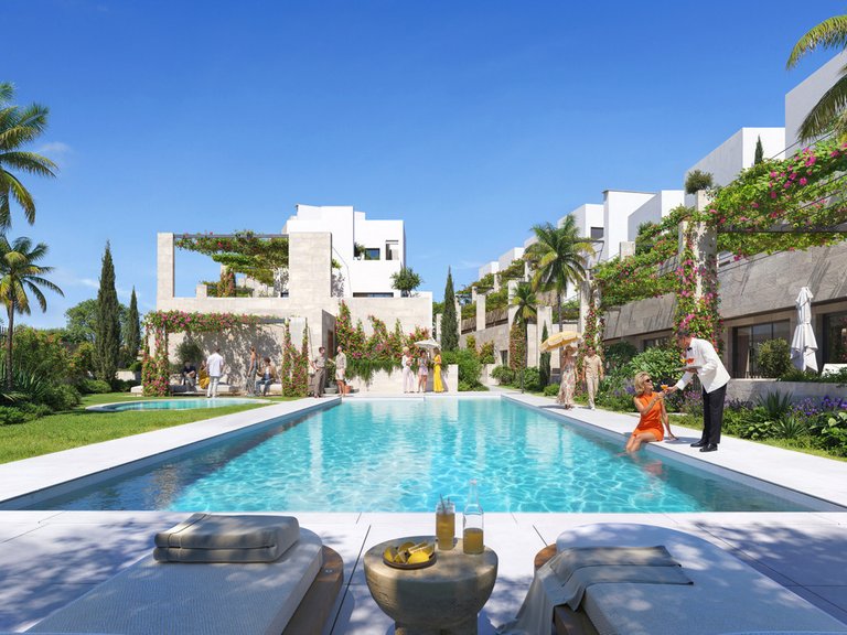 Apartment for Sale in New Golden Mile, Malaga 1