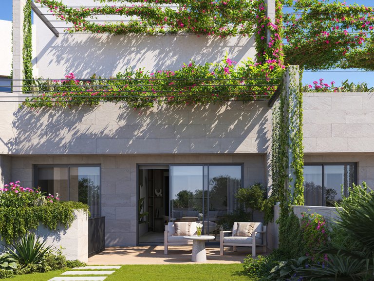 Apartment for Sale in New Golden Mile, Malaga 2