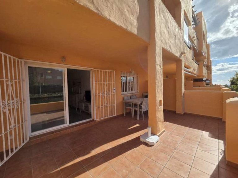 Apartment for Sale in Casares, Malaga 16