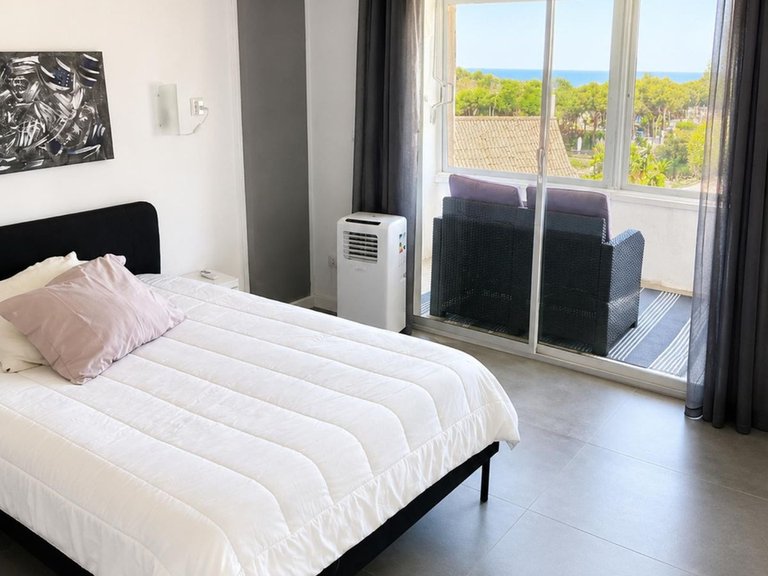 Apartment for Sale in Calypso, Malaga 6