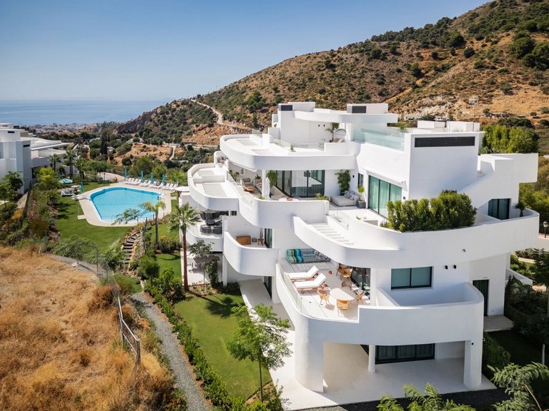 Apartment for Sale in Ojén, Malaga 1